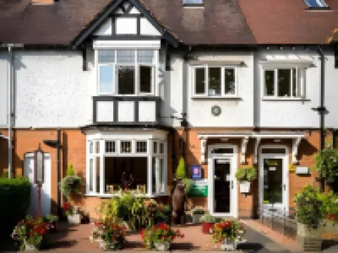 Ashgrove House