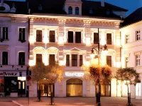 Hotel Royal Hotels in Brux