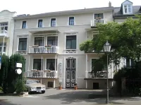 Hotel Villa Kisseleff فنادق في Friedrichsdorf