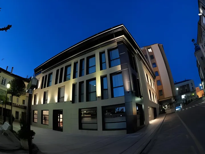 阿拉梅達中心酒店