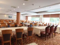Lake Hills Sokrisan Hotel