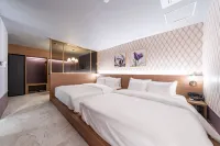 Yongin Hotel Pretty Petit Hotel di Yongin