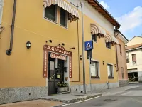 Osteria San Giuseppe Hotels in Saronno