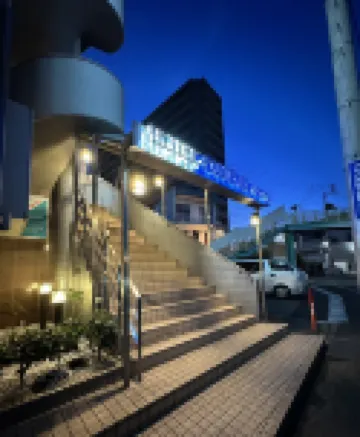 Business Hotel East Park Ritsurin Hotel in zona Giardino Ritsurin