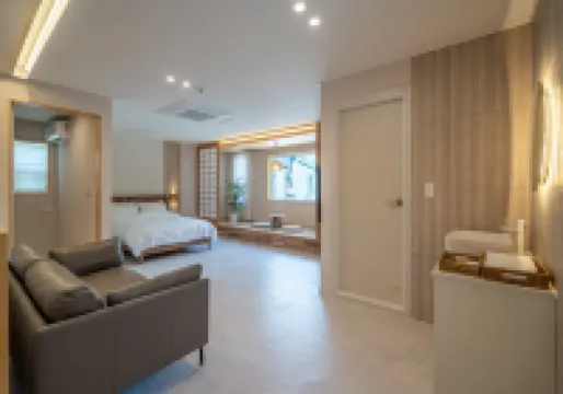 Miryang Hwaseojimong Hotels near Pyochungsa