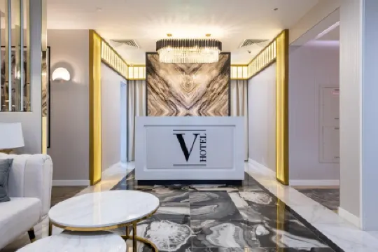 V Hotel Tverskaya (В отель Тверская) Отели рядом с достопримечательностью «Государственный исторический музей»