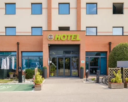 B&B HOTEL Ferrara Hotels in Ferrara