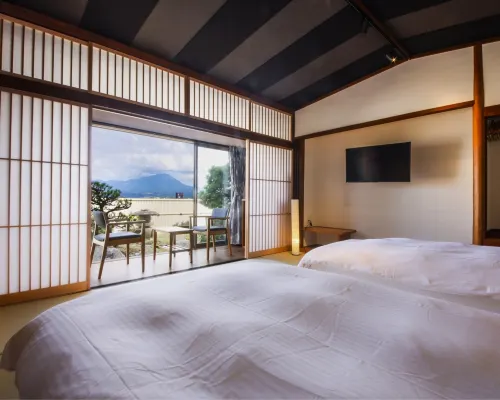 Kaike Onsen Ikoitei Kikuman Hotels in Yonago