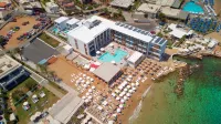 Enorme Ammos Beach