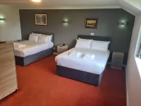 The Greyhound Hotel Hotels in Leigh