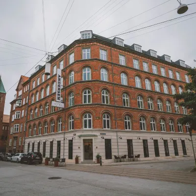 Andersen Boutique Hotel Отели рядом с достопримечательностью «Железнодорожная станция Vesterport»