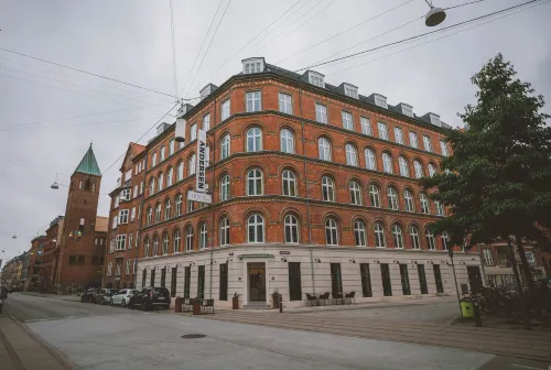 Andersen Hotel - Afhentnings-/afleveringstjenester