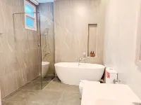 JapanTown Hotels in Samut Prakan