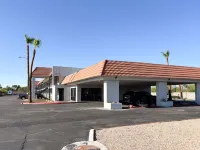 Motel 6 Mesa, AZ - Downtown - Bãi đậu xe