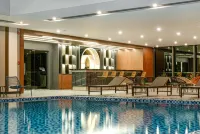 Wyndham Garden Legend Halong - Pools