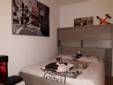 T4-5 with view of the Alps 5 minutes from Lyon Отели рядом с достопримечательностью «Аквариум дю Гран Лион»