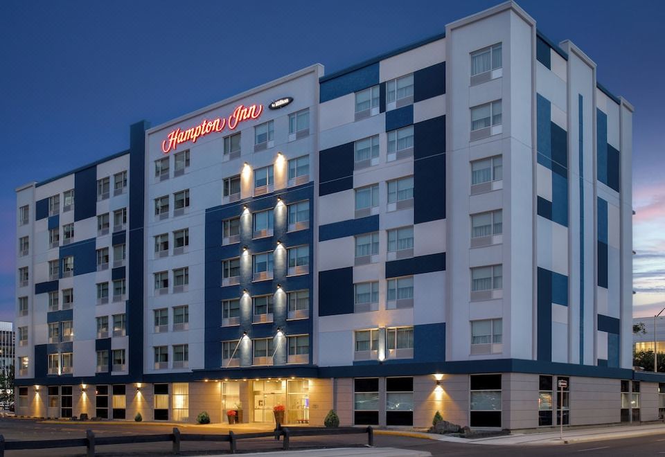 Hampton Inn by Hilton Winnipeg Downtown