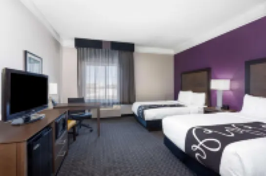 La Quinta Inn & Suites by Wyndham Denver Boulder-Louisville