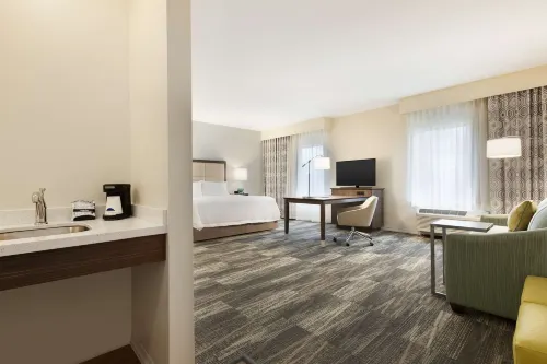Hampton Inn Niles/Warren - Swimmingpools