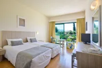 Natura Beach Hotel and Villas - sarapan