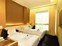 The Seacare Hotel Hotels near Pearl's Hill