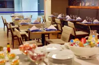 Tryp by Wyndham Sao Paulo Airport - Hotel de Transito Terminal 3 Internacional - Lado Ar - Area Rest - Boutique