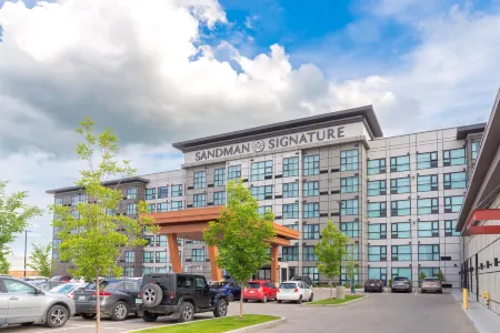 Sandman Signature Saskatoon South Hotel