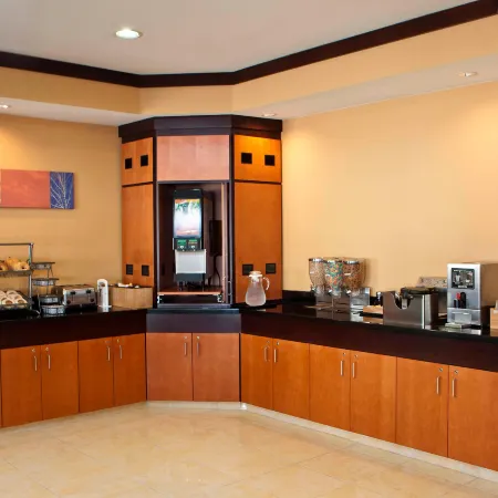 Fairfield Inn & Suites Champaign