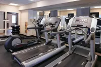 Fairfield Inn & Suites Detroit Farmington Hills - С тренажерным залом
