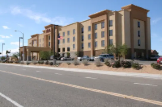Hampton Inn & Suites Barstow Hotels in Barstow