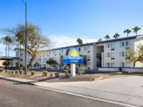 温德姆戴斯酒店及套房-邁措沃鳳凰城附近 梅薩酒店