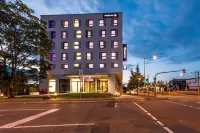 Premier Inn Stuttgart Feuerbach  호텔