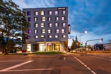 Premier Inn Stuttgart Feuerbach Отели рядом с достопримечательностью «оз. Макс-Айт»