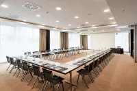 Occidental Dresden Newa