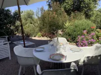 E PIAZZE. T2 TERRACE AND GARDEN WIFI PRIVATE PARKING. Hoteles en Monticello