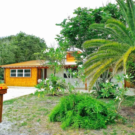 1st Street Cedar Beach House Retreat