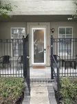Located in the heart of Houston! Easy access to freeways, sports arenas, & more!