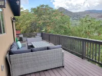 Your Ultimate Historic Mountainside Retreat in Jerome! Hotels in Jerome