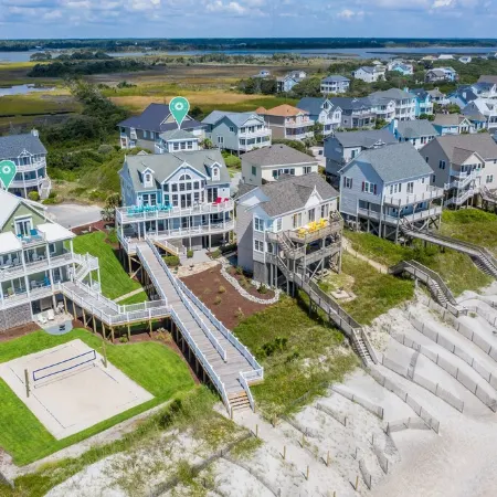 Oceanfront 5-Bdrm Elevator Pool/Tennis  Volleyball/Putt-Putt  Dog Welcome!