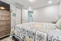 Steps to the Beach! Your Beach Getaway Awaits! Your Search Is Over!!