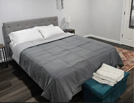 Beautiful 1 BR Apt Basment,35 min to NYC Отели рядом с достопримечательностью «Университет Ратджерс»