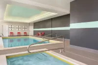 Tru by Hilton Meridian Boise West - Pools
