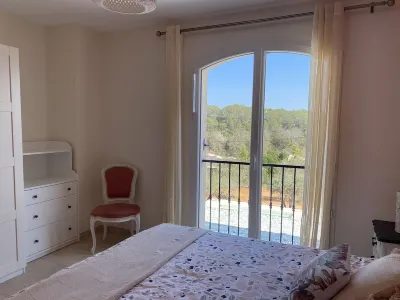 Bastide sleeps 13 - Padel Hotels near Shrine of Our Lady of Graces