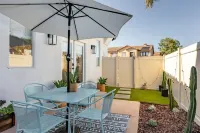Stylish San Diego Oasis with Jacuzzi, Pool, Firepit and Close to Great Trails Hotels near Trader Joe's