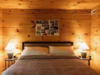 "The Lantern" Woodsy Cabin Experience w/ HotTub Hotels in Wolfe County