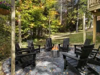 Hot Tub, Theater & Game Rooms, Fire Pit, 1 Mile to Mount Snow, Nearby Moover Bus