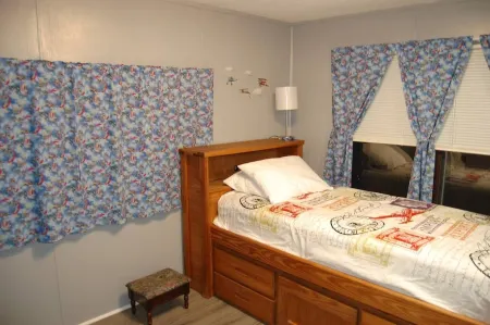 Airport House of Hocking Hills A Perfect Pet Friendly Getaway Clean&Comfortable