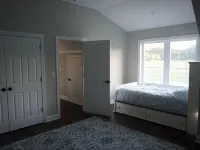 New Barn Apartment on 55 acres/waterfront 帕斯闊坦克縣酒店