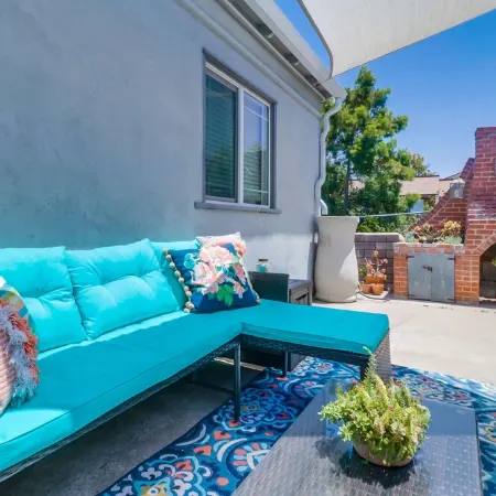 Charming, private, pet friendly cottage close to all that San Diego has to offer
