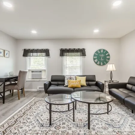 One bedroom apartment in downtown Canandaigua